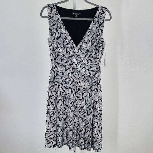 LAUREN RALPH LAUREN floral print  V-neck sleeveless faux wrap dress Sz 8… - Picture 6 of 8